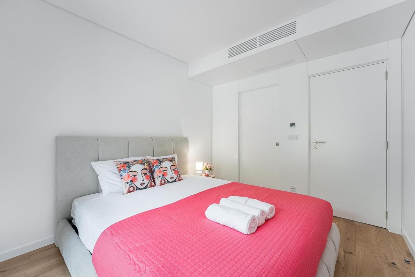 Guestready - Majestic Riverside Terrace In Coimbra Apartamento Exterior foto